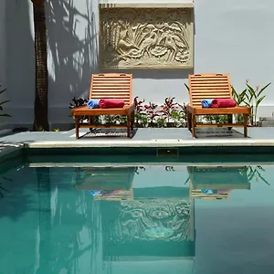  Inn Askara &